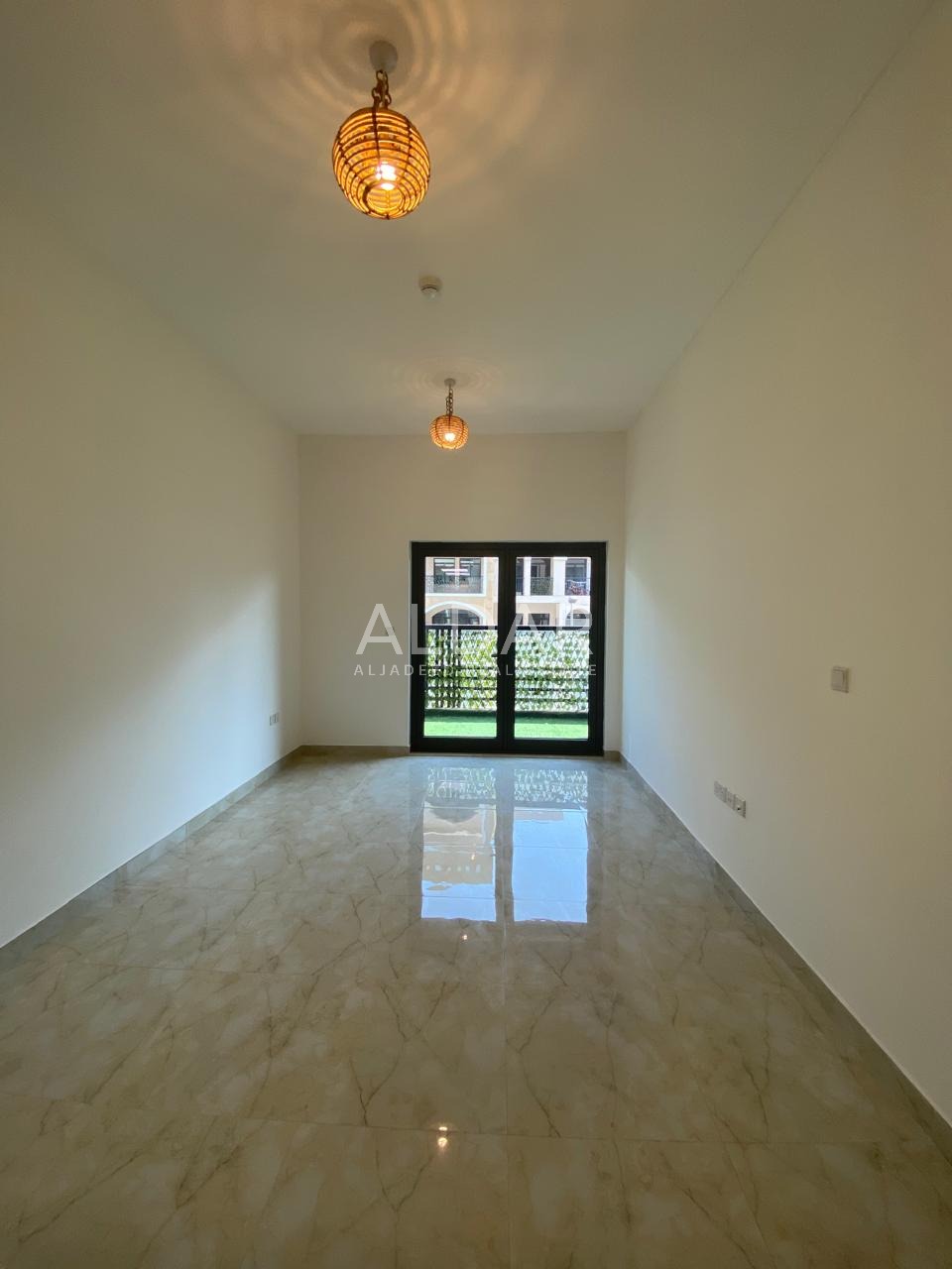 Bright | Spacious | Rented