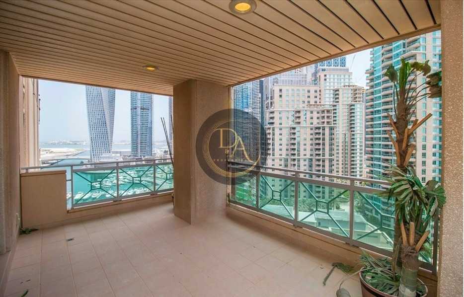 Fully Upgraded 4BR + Maid | Full Marina View