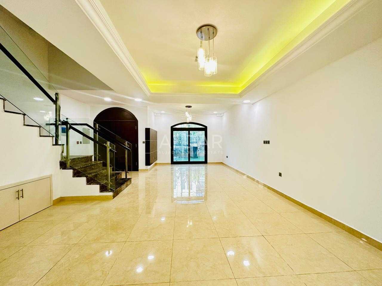 G+2 | Vacant on Transfer | Next to Park | Near Exit