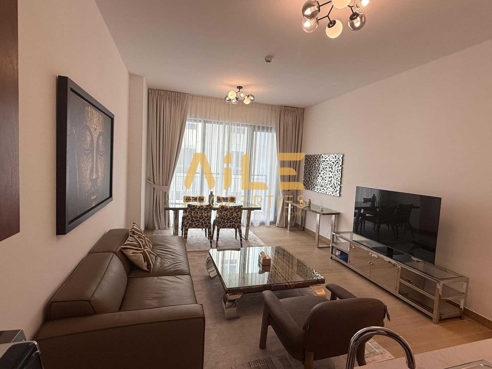 PRIME LOCATION / VACANT / GREAT FEATURES 