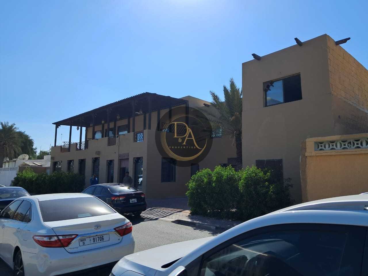 Commerical Villa, I Prime Location I Ready to Move