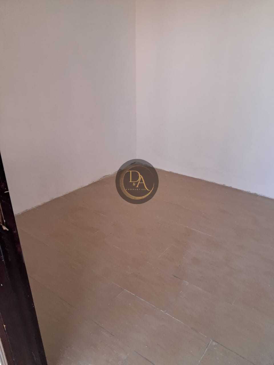 Commerical Villa, I Prime Location I Ready to Move