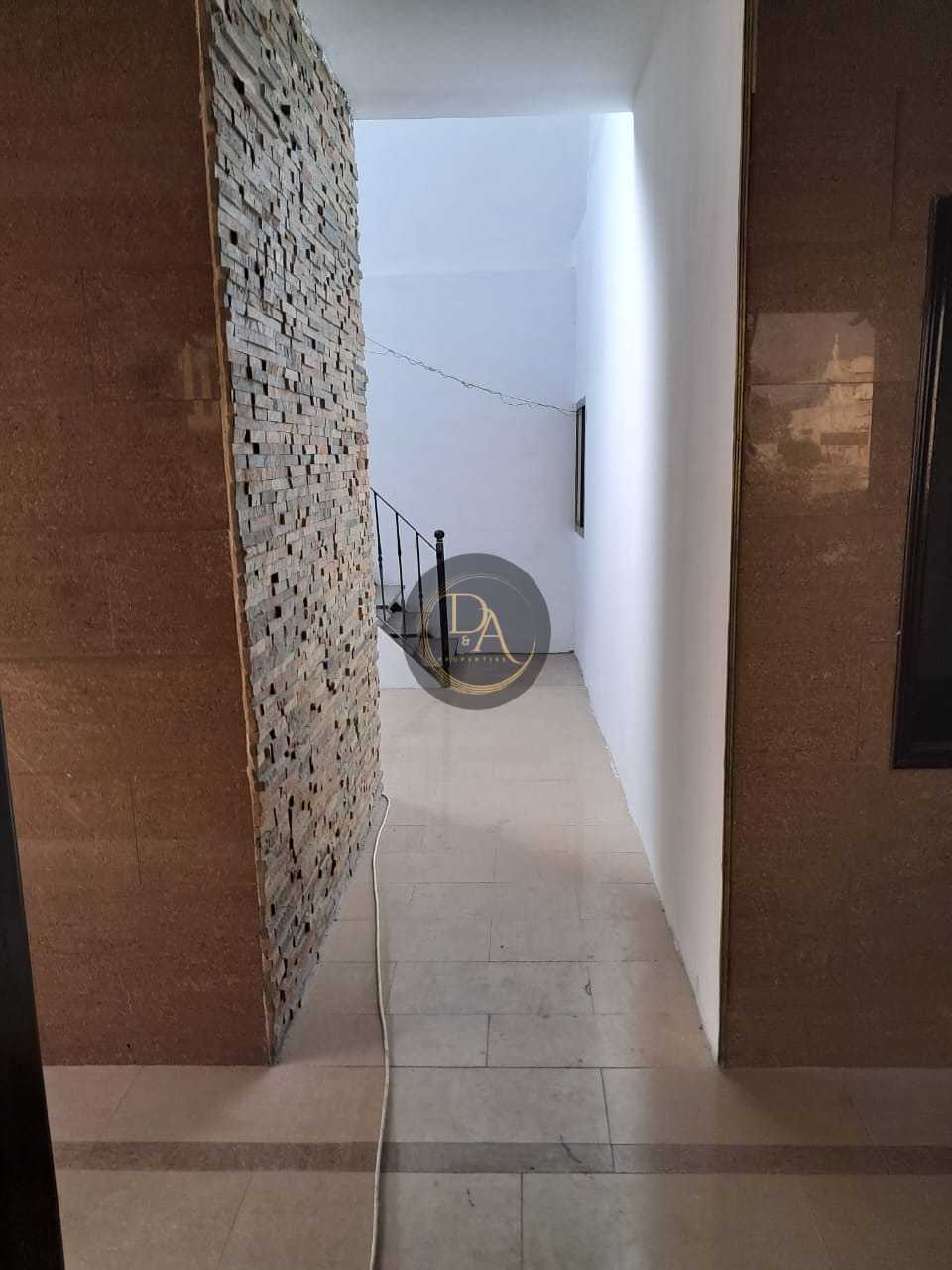 Commerical Villa, I Prime Location I Ready to Move