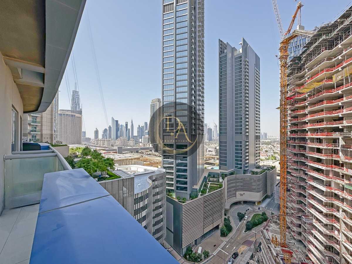 Luxurious 1 BHK | Fully Furnished | Burj Views | The Signature by DAMAC, Downtown