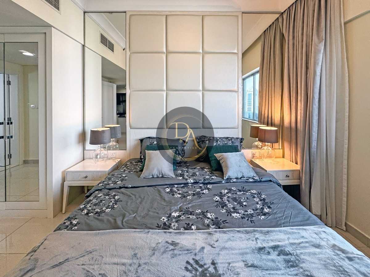 Luxurious 1 BHK | Fully Furnished | Burj Views | The Signature by DAMAC, Downtown