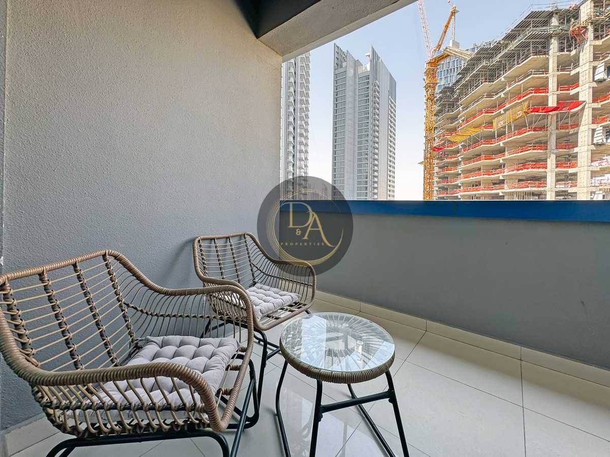Luxurious 1 BHK | Fully Furnished | Burj Views | The Signature by DAMAC, Downtown
