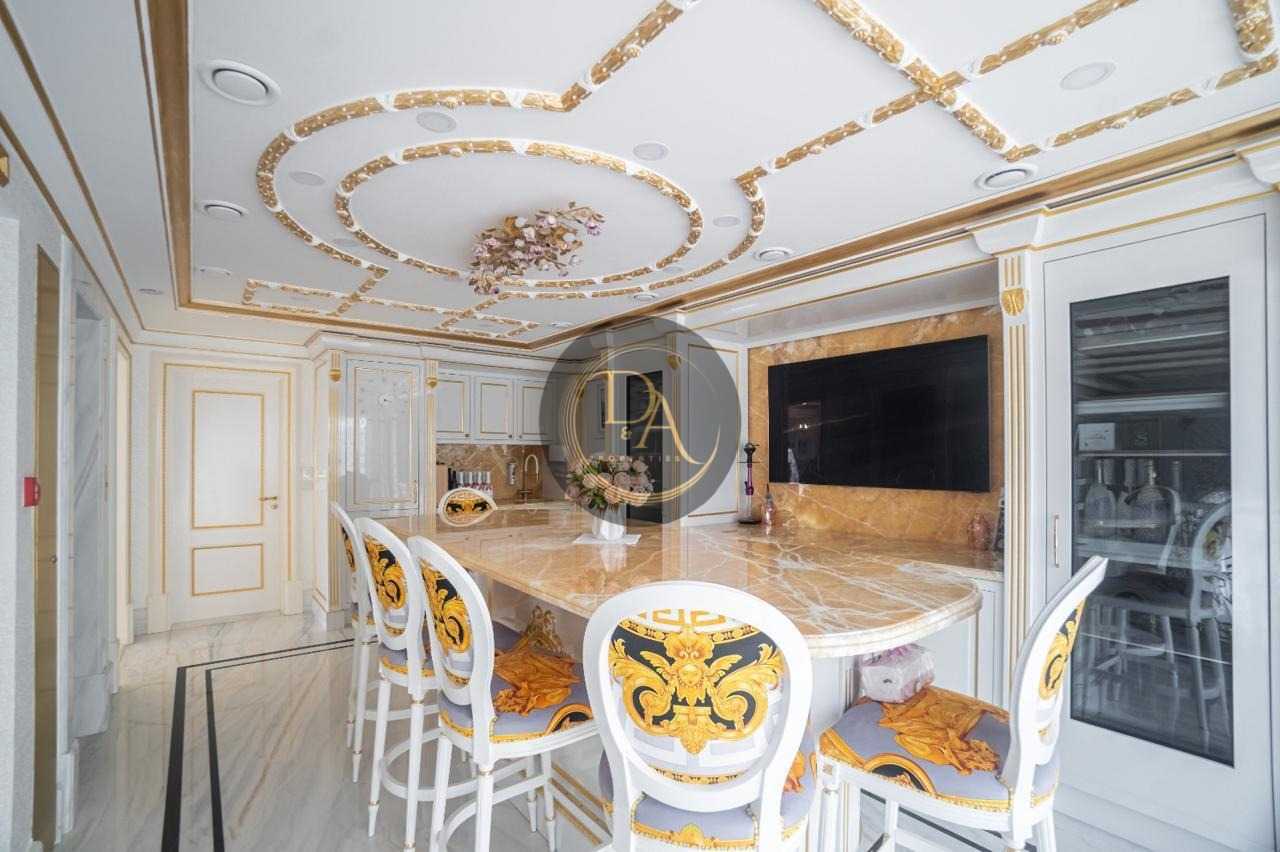 luxury villa for sale at palm jumeirah