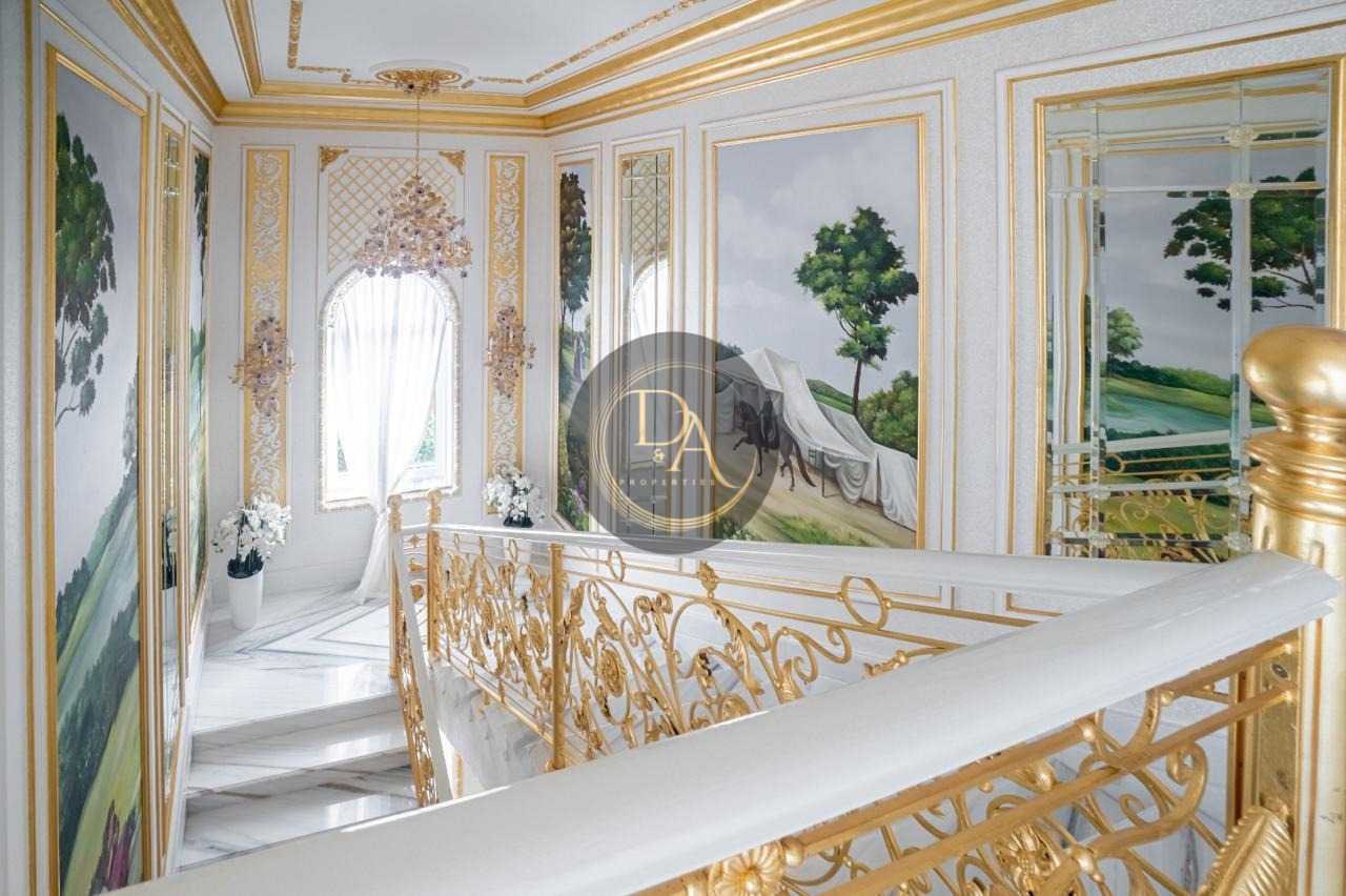 luxury villa for sale at palm jumeirah