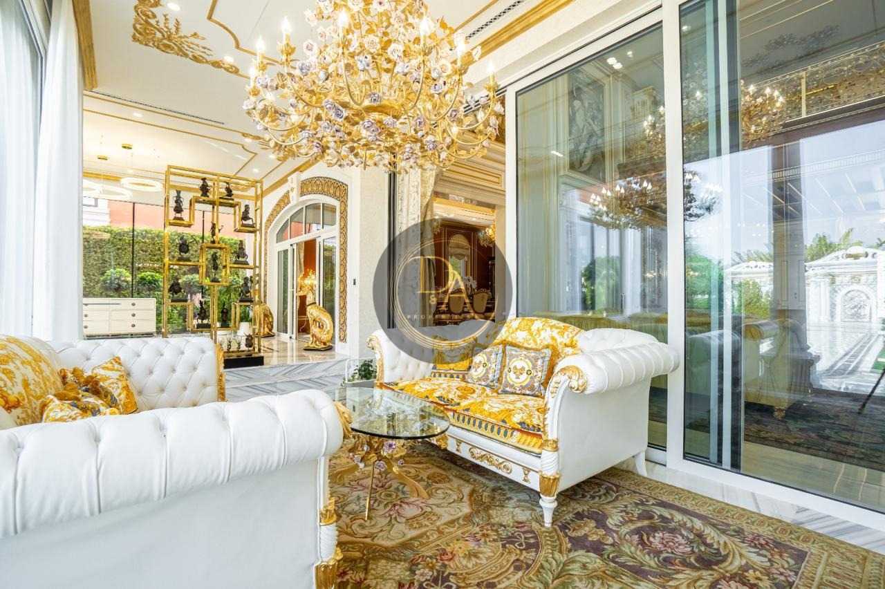 luxury villa for sale at palm jumeirah