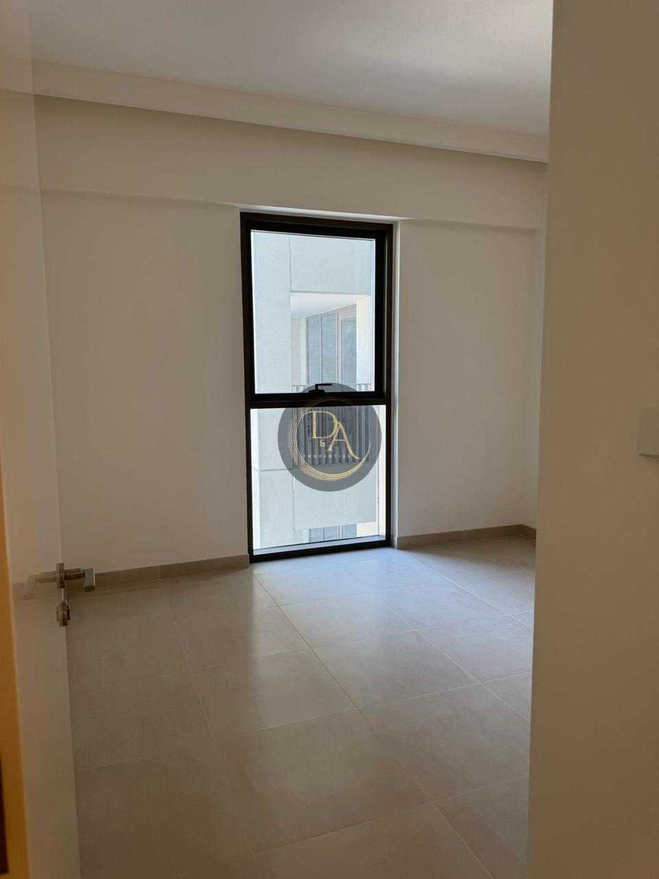 Brand New 1 BR Apartment / Chiller Free / Beach access