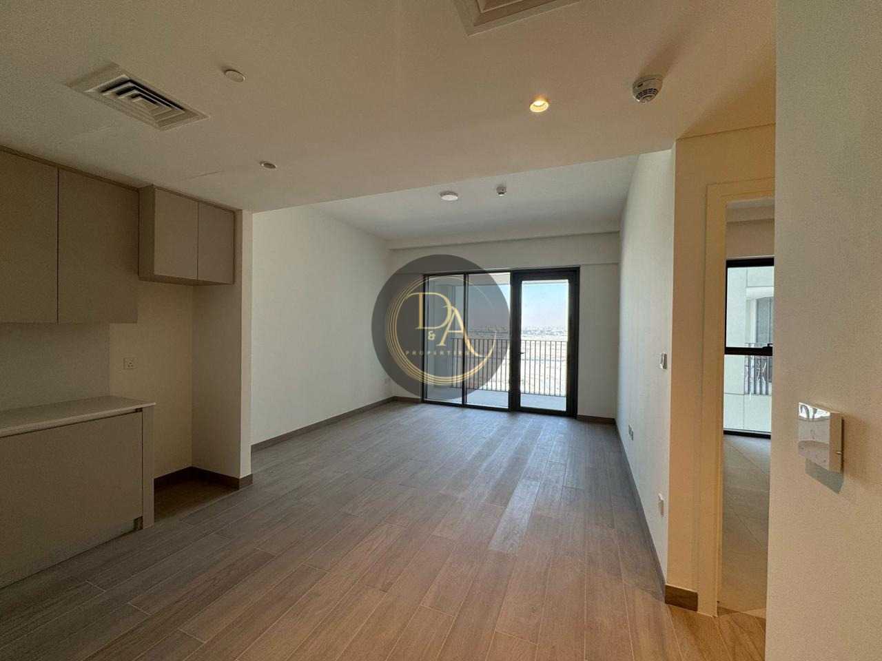 Brand New 1 BR Apartment / Chiller Free / Beach access
