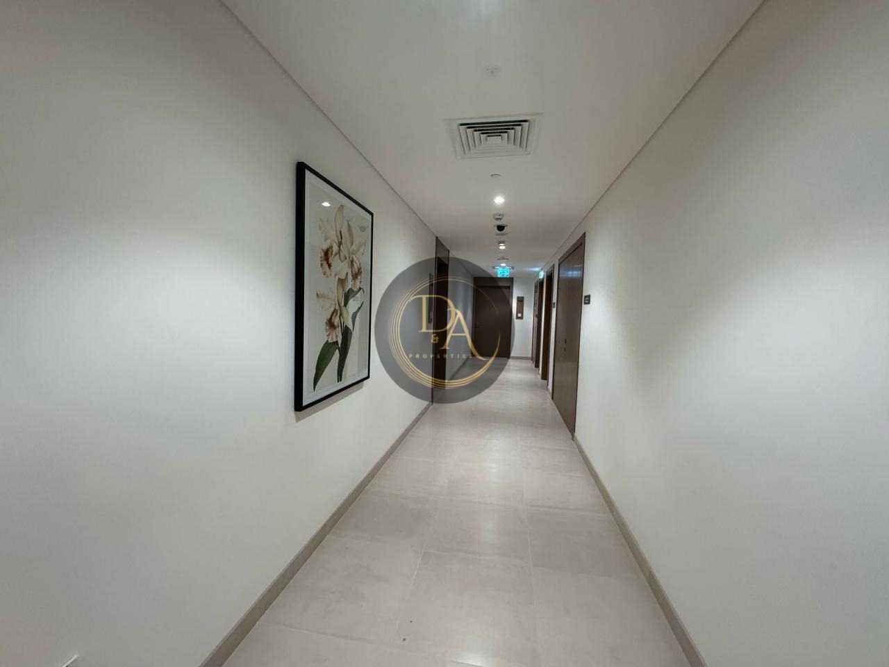 Brand New 1 BR Apartment / Chiller Free / Beach access