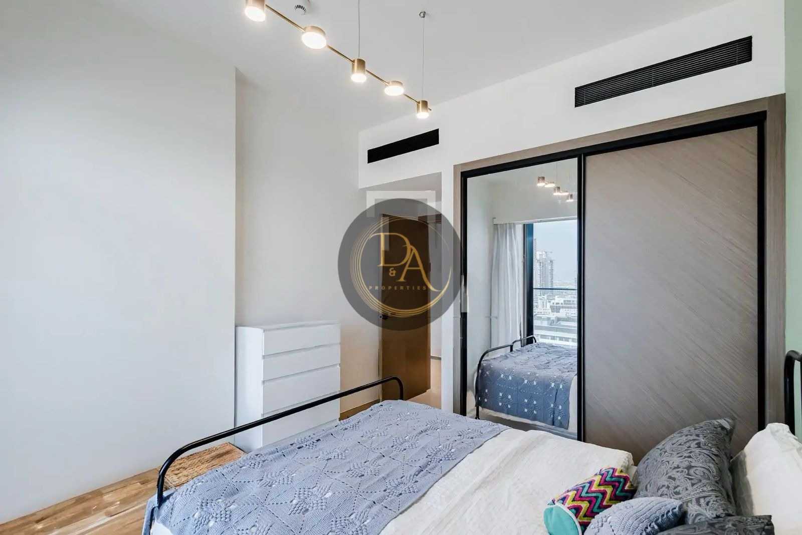 1 Bedroom Apartments for Sale in Binghatti Crest