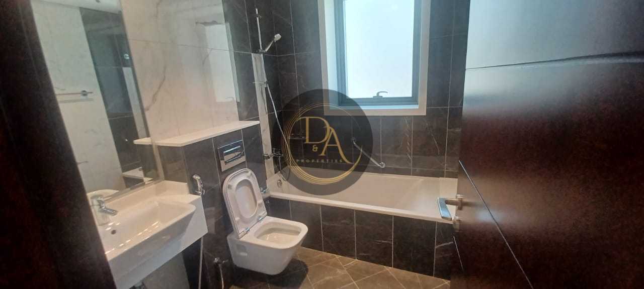 Stunning 2BHK Apartment with Canal View in Art XIV14, Business Bay