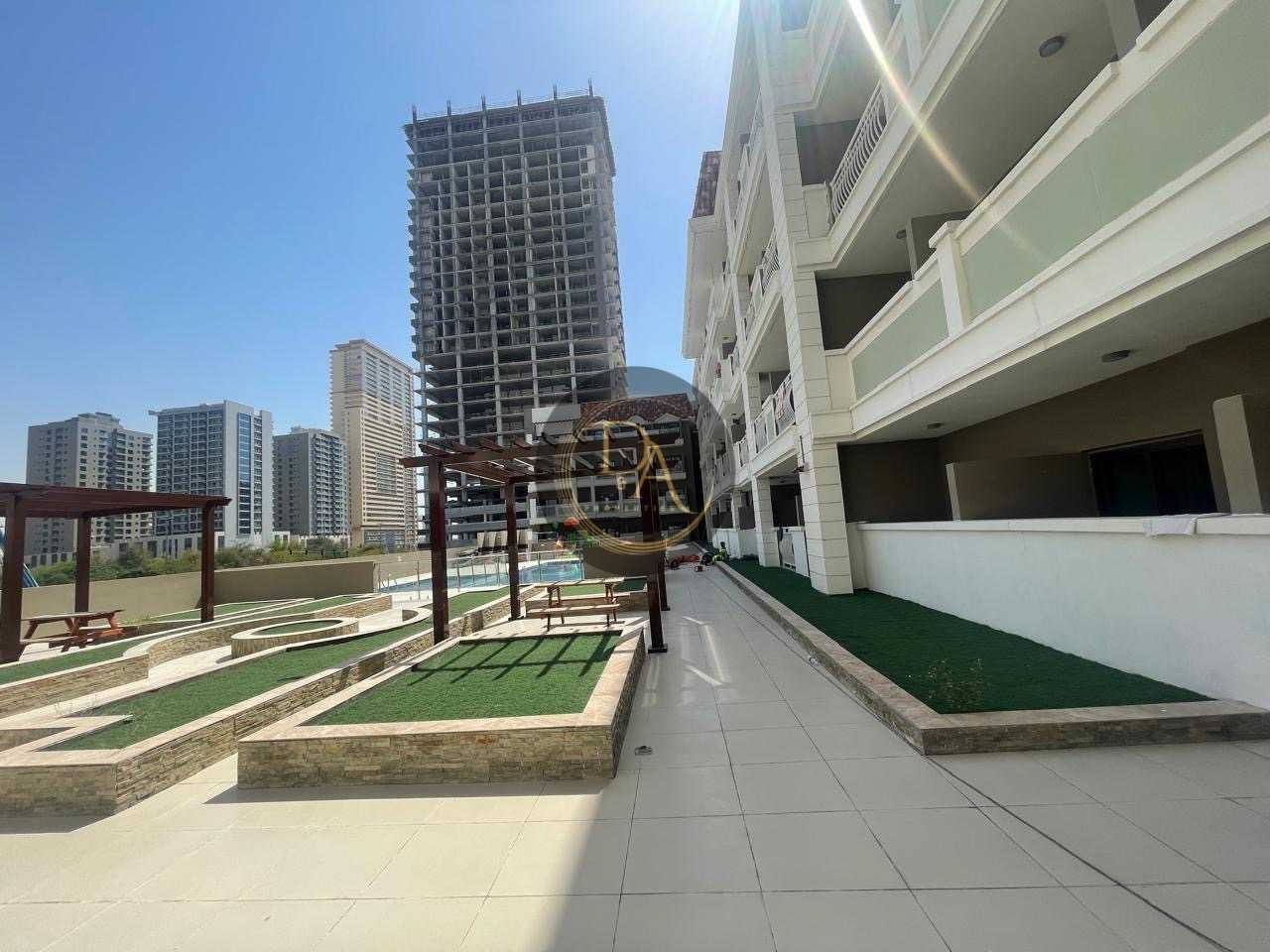 SPACIOUS STUDIO AVAILABLE FOR RENT IN LAYA MANSION JVC