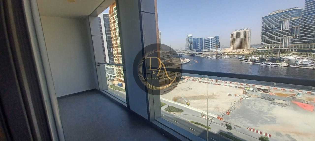 Stunning 2BHK Apartment with Canal View in Art XIV14, Business Bay