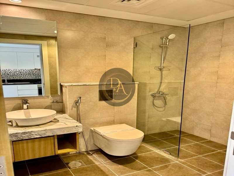 SPACIOUS STUDIO VACANT TO RENT IN AYKON CITY C BUSINESS BAY WITH THE CANAL VIEW