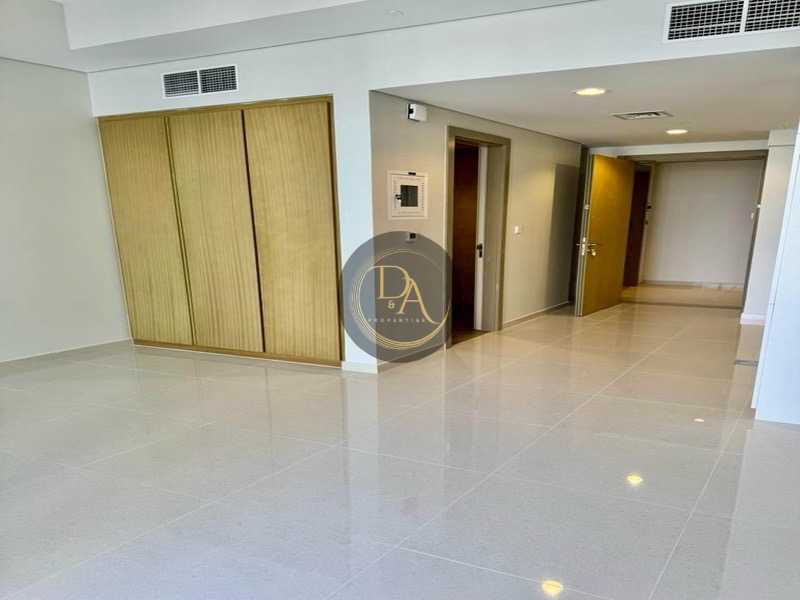 SPACIOUS STUDIO VACANT TO RENT IN AYKON CITY C BUSINESS BAY WITH THE CANAL VIEW
