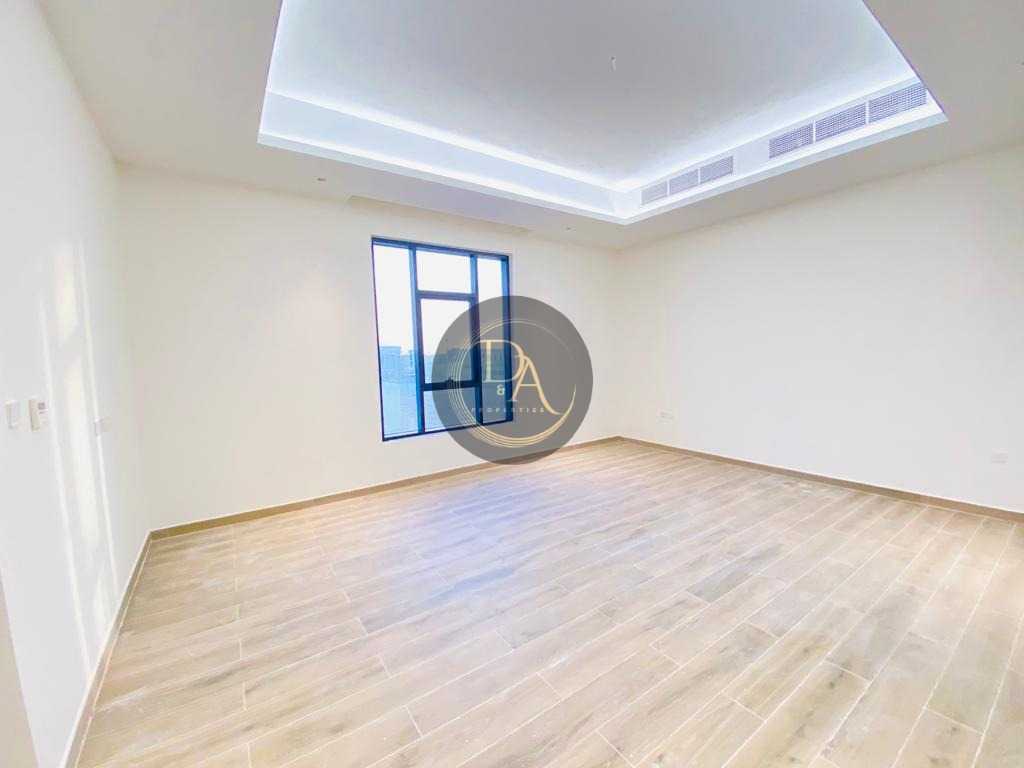 🏡 Grand 5-Bed Villa in Wadi Al Shabak | All Master Bedrooms | Majlis + Annex + 3-Car Garage