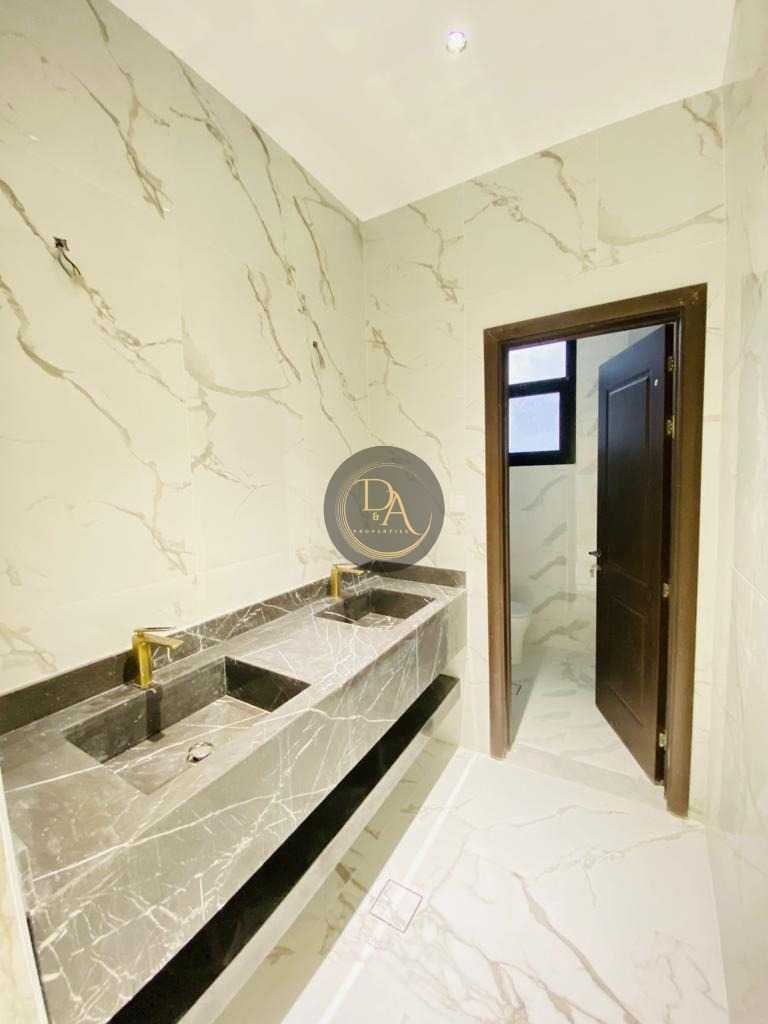 🏡 Grand 5-Bed Villa in Wadi Al Shabak | All Master Bedrooms | Majlis + Annex + 3-Car Garage