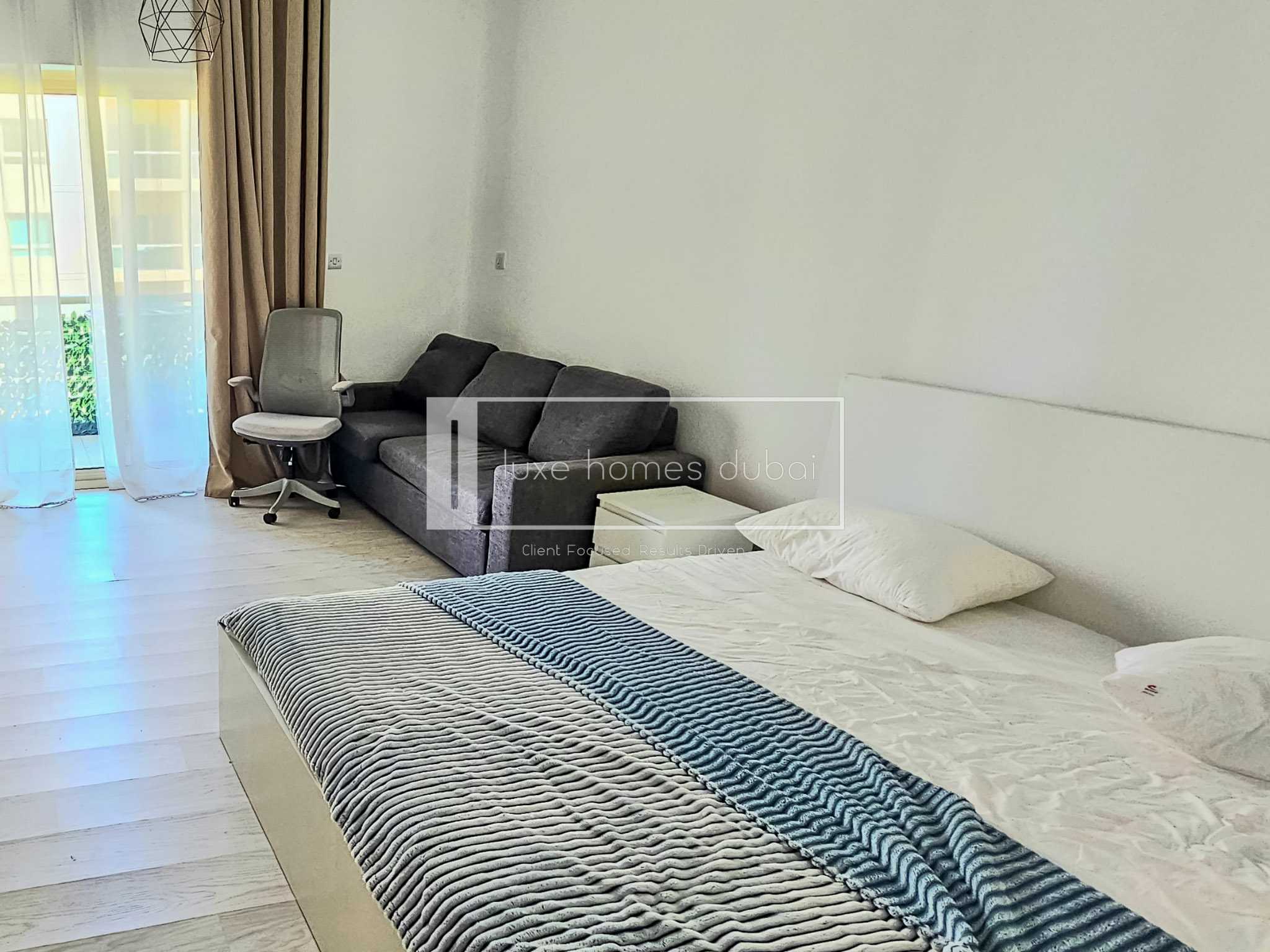 Vacant | Furnished Studio | Move-in-Ready