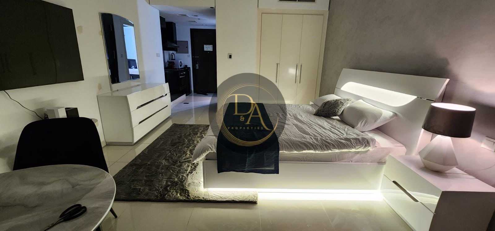 🌟 Stylish Studio in The Cosmopolitan, Business Bay – AED 75,000 | 434 Sqft