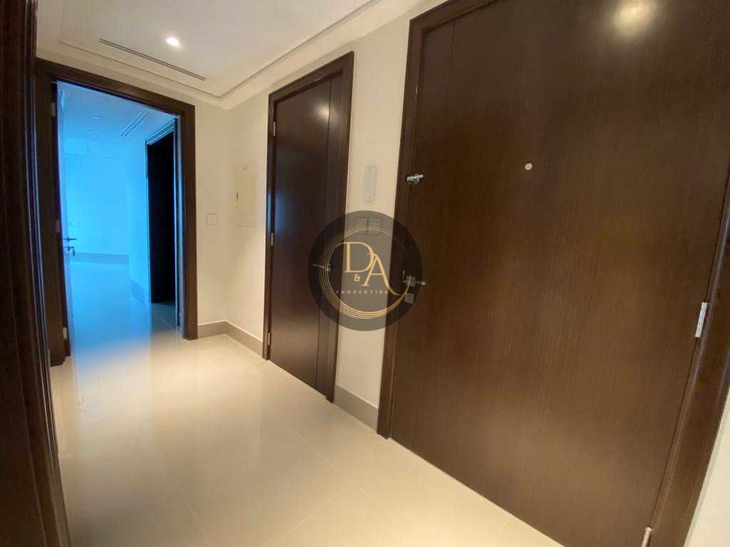 2BEDROOM UNFURNISHED APRT IS AAVAIBLE FOR RENT IN OPERA GRAND DOWNTOWN