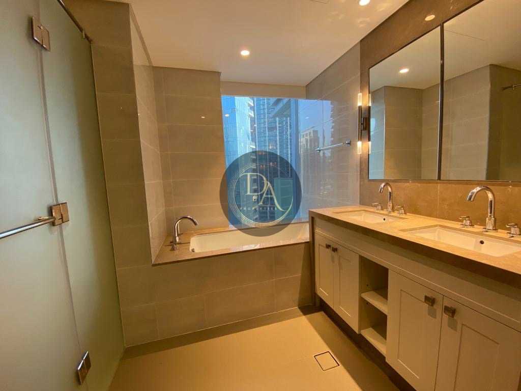 2BEDROOM UNFURNISHED APRT IS AAVAIBLE FOR RENT IN OPERA GRAND DOWNTOWN