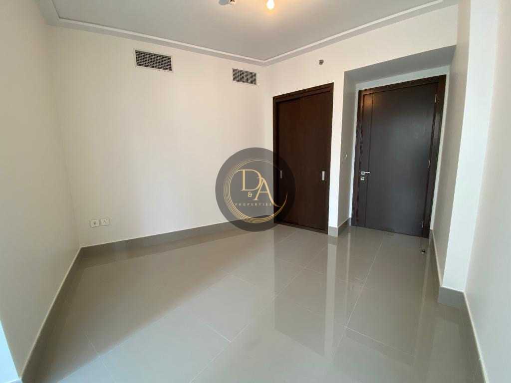 2BEDROOM UNFURNISHED APRT IS AAVAIBLE FOR RENT IN OPERA GRAND DOWNTOWN