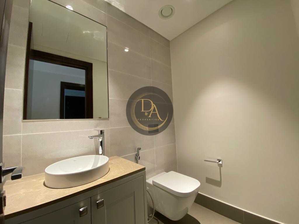 2BEDROOM UNFURNISHED APRT IS AAVAIBLE FOR RENT IN OPERA GRAND DOWNTOWN