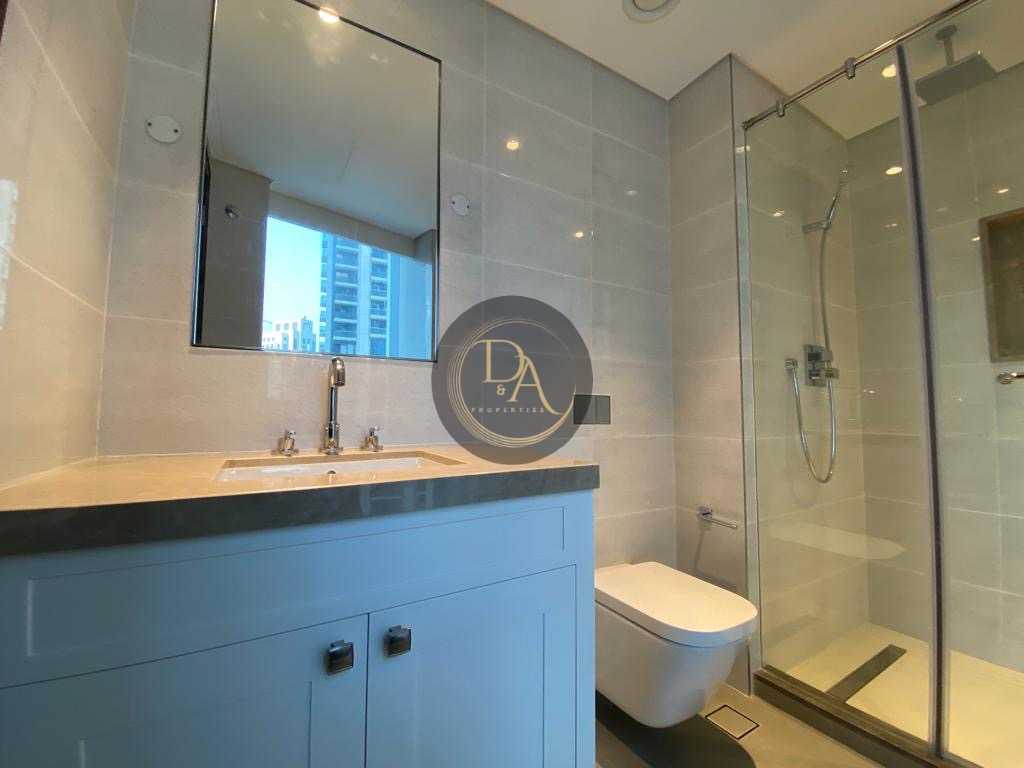 2BEDROOM UNFURNISHED APRT IS AAVAIBLE FOR RENT IN OPERA GRAND DOWNTOWN