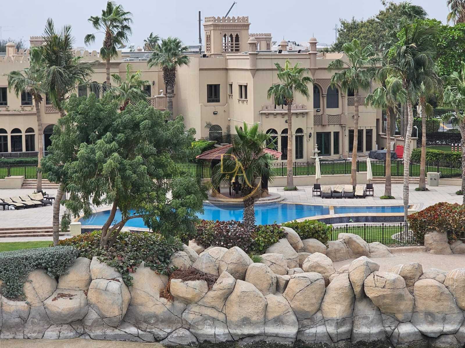 3BHK PALM JUMERIAH CANAL COVE VILLA FOR SALE