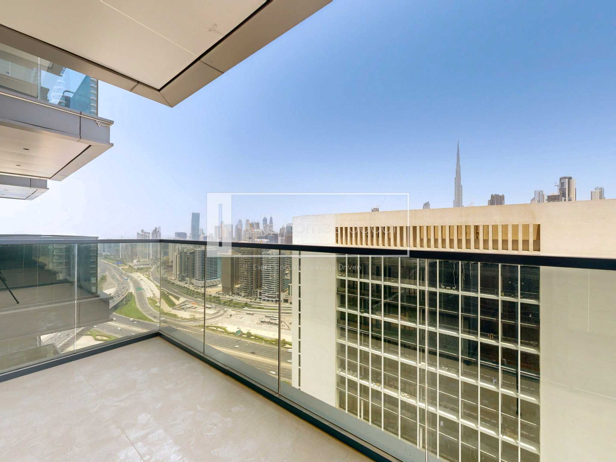 Furnished | Brand new | High floor | 12 Cheques